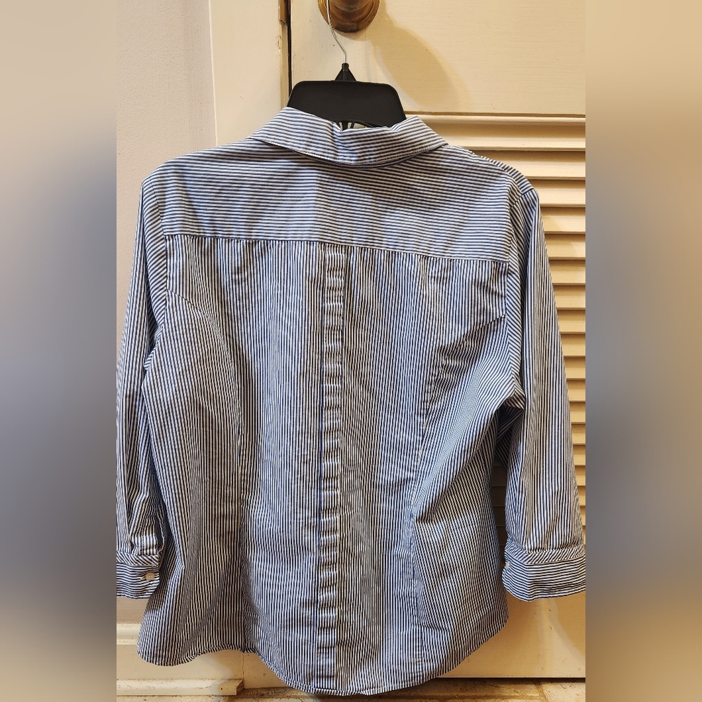 Ladies New Directions Blouse - Picture 6 of 10